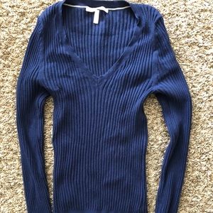 Navy Blue Long Sleeved Light Sweater